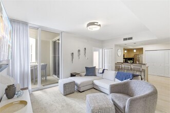 511 SE 5 Ave in Fort Lauderdale, FL - Foto de edificio - Building Photo