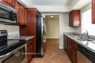 4060 Kent Ave in Lake Worth Beach, FL - Foto de edificio - Building Photo