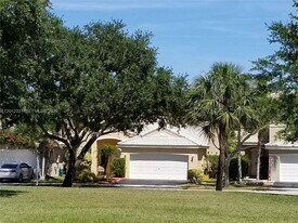 1527 Palermo Dr in Weston, FL - Building Photo
