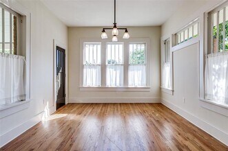 700 Dumas St in Dallas, TX - Building Photo - Building Photo