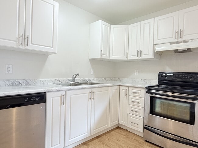 property at 225 Queen St
