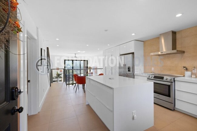 264 Bay Vista Cir in Sausalito, CA - Building Photo - Building Photo
