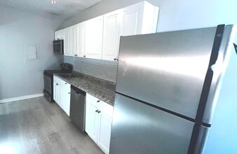 311 N Federal Hwy in Lake Worth Beach, FL - Building Photo - Building Photo