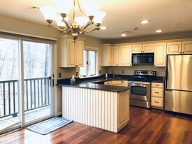 305 Salem St in Woburn, MA - Building Photo