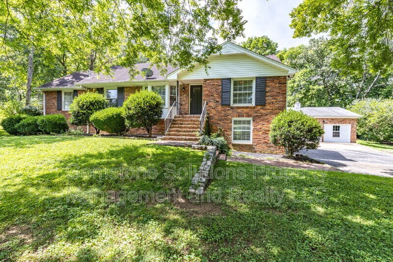 1017 Jasperson Dr in Nashville, TN - Building Photo