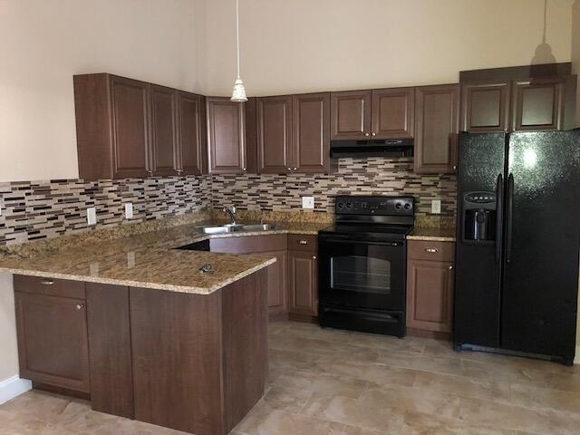 5305 Eagle Lake Dr in Palm Beach Gardens, FL - Building Photo - Building Photo