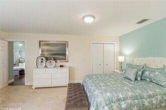 2611 Citrus Lake Dr in Naples, FL - Building Photo - Building Photo