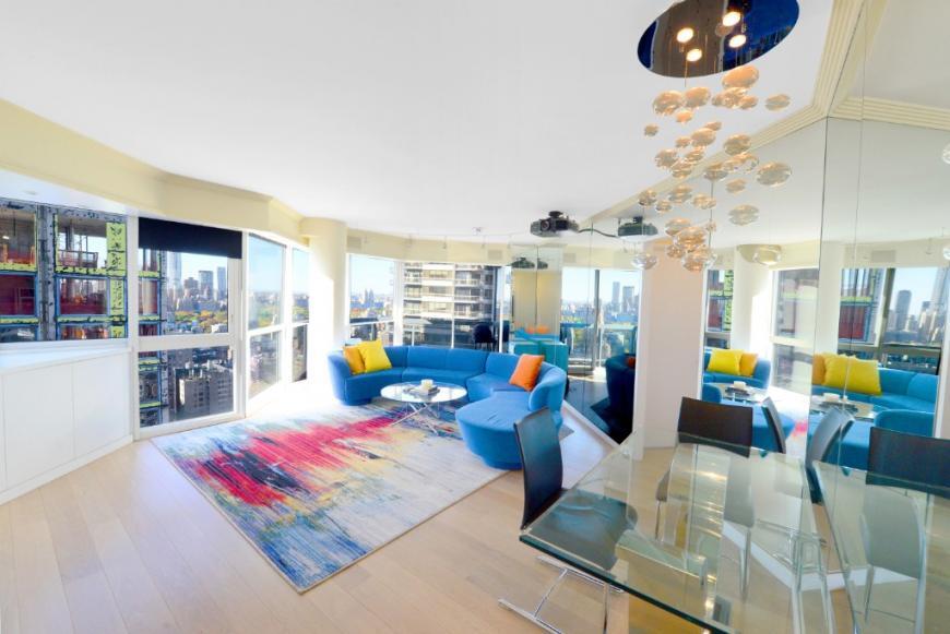 200 E 61st St in New York, NY - Building Photo
