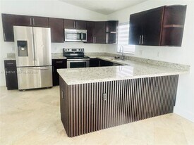 9752 SW 145th Pl in Miami, FL - Building Photo