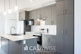 1274 McConachie Blvd NW in Edmonton, AB - Building Photo - Building Photo