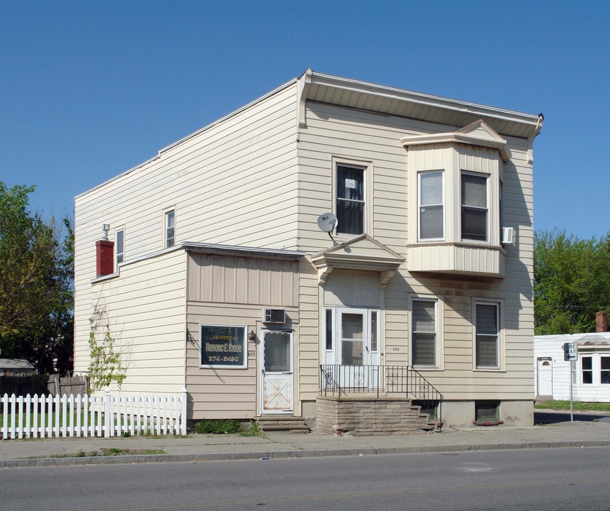401-403 19th St in Watervliet, NY - Foto de edificio