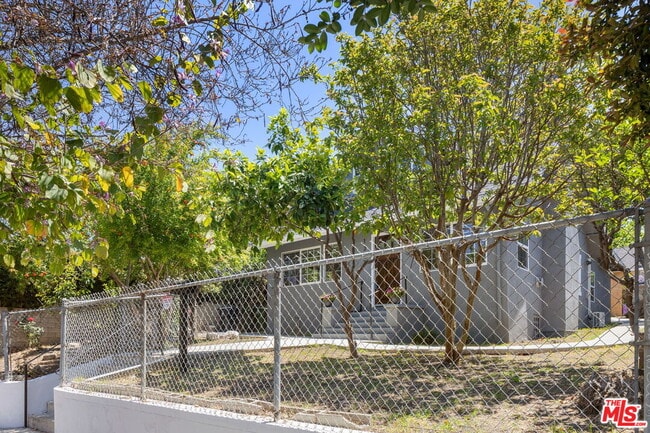 1342 Mohawk St in Los Angeles, CA - Building Photo - Building Photo