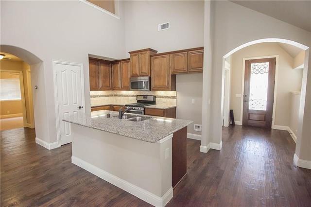 824 Lighthouse Ln in Savannah, TX - Building Photo - Building Photo