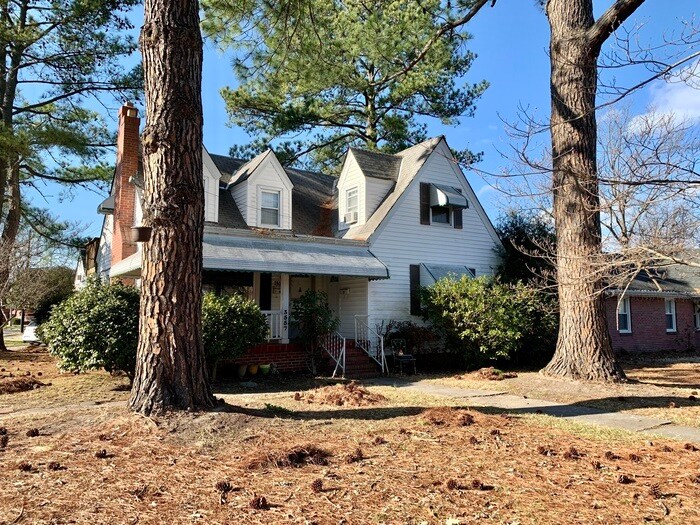 3557 Chesapeake Blvd in Norfolk, VA - Building Photo