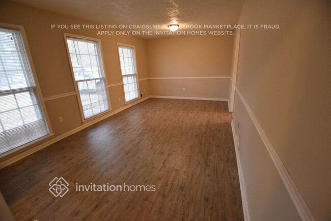 247 Sandra Dr NW in Lilburn, GA - Foto de edificio - Building Photo