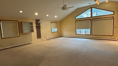 27 Smith Rd in Randolph, MA - Building Photo - Building Photo