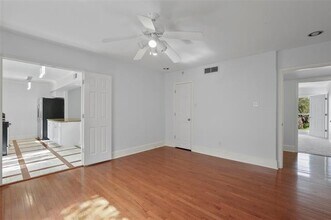 7730 Meadow Rd in Dallas, TX - Building Photo - Building Photo