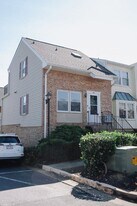 92 N Bedford St in Arlington, VA - Building Photo