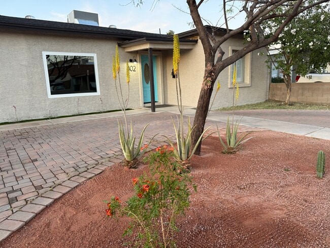 402 E 1st St in Mesa, AZ - Building Photo - Building Photo