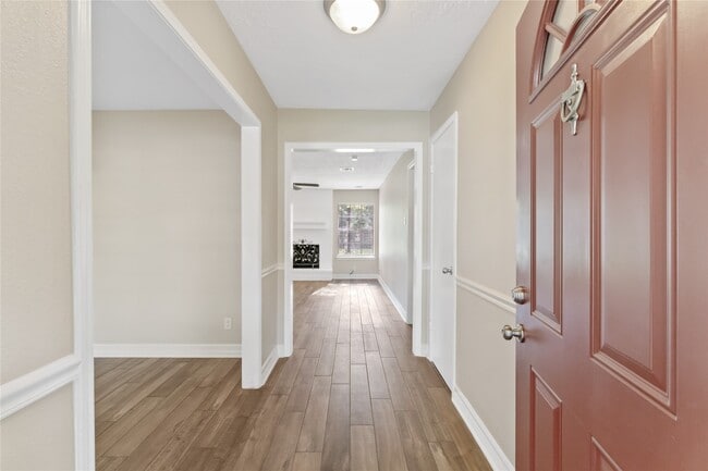 25814 Leafywood Dr in Spring, TX - Building Photo - Building Photo