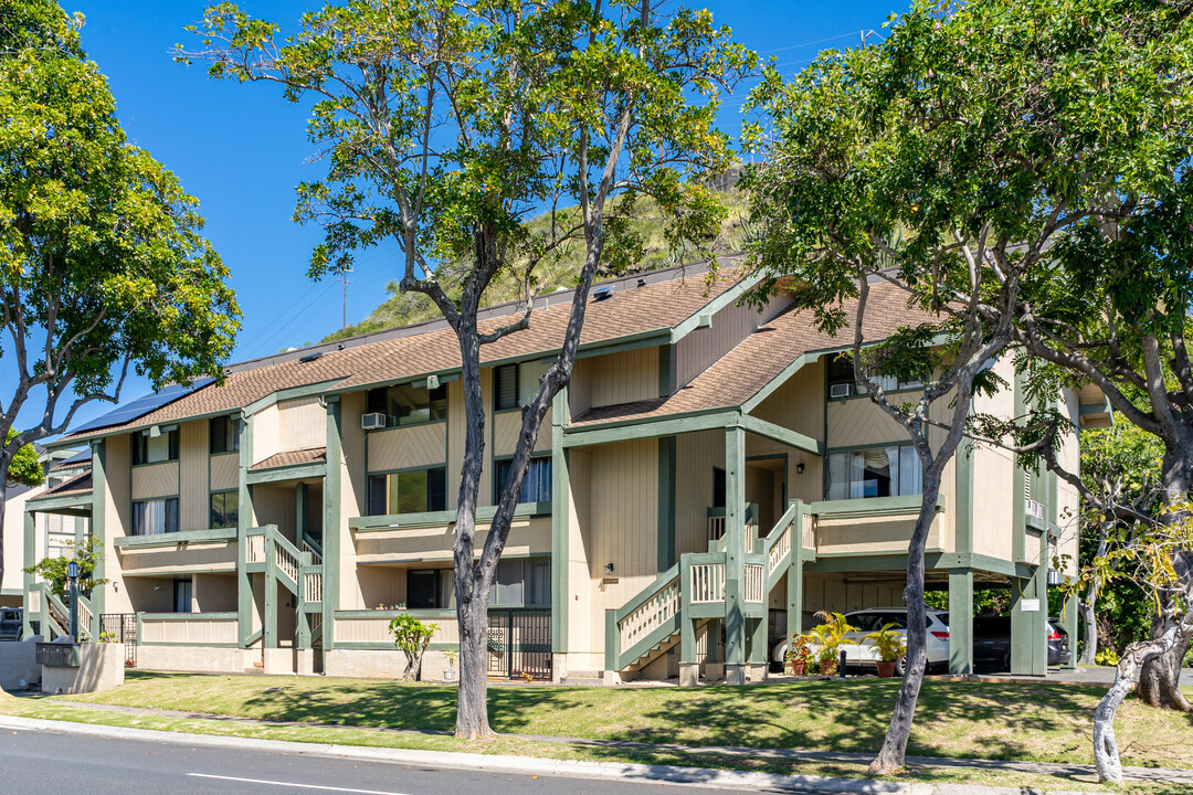 Kawaihae Crescent East in Honolulu, HI - Building Photo