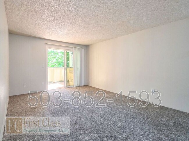 3618 SW Beaverton Hillsdale Hwy in Portland, OR - Building Photo - Building Photo
