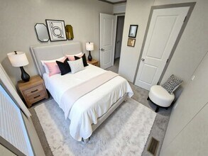 11204 5th St NE in Blaine, MN - Building Photo - Building Photo