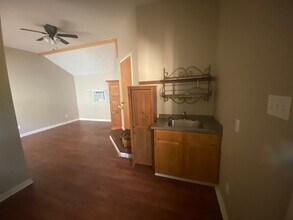 3300 Lafayette Ave-Unit -Unit B in Austin, TX - Building Photo - Building Photo