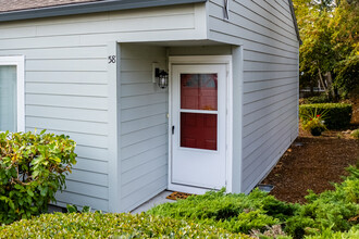 Florence Terrace in Gresham, OR - Building Photo - Building Photo