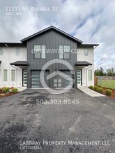 11233 NE Russell St in Portland, OR - Building Photo - Building Photo