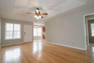 700 Princeton Cir in Clarksville, TN - Building Photo - Building Photo