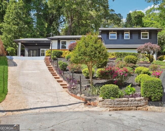 2139 Cedarbrook Ct SE in Atlanta, GA - Building Photo - Building Photo