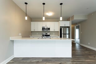 6875 Transit Road in East Amherst, NY - Building Photo