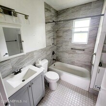 1735 Brackland St in Jacksonville, FL - Building Photo - Building Photo