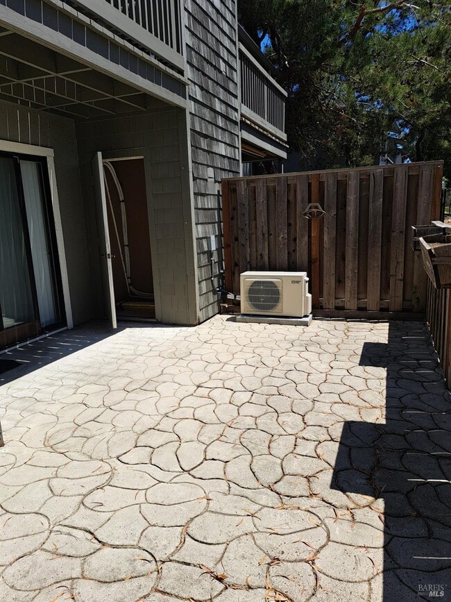 property at 900 Cambridge Dr