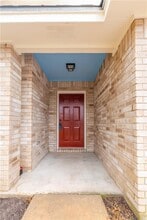 1022 Alamo St in Lockhart, TX - Building Photo - Building Photo