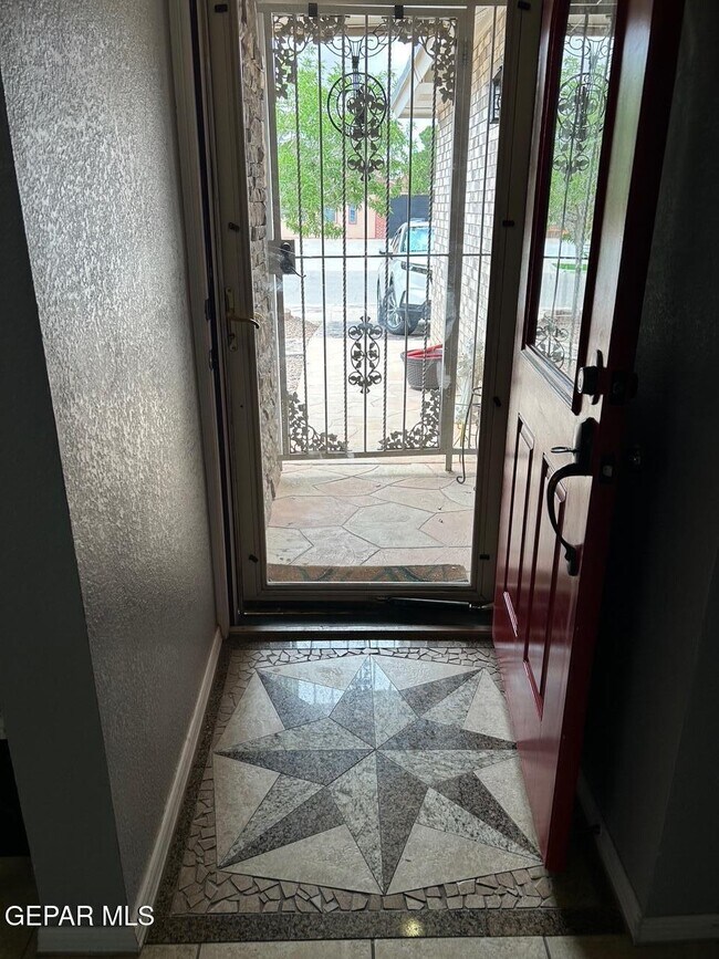12416 Flora Alba Dr in El Paso, TX - Building Photo - Building Photo
