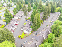 Spring Tree Condominiums in Renton, WA - Building Photo - Building Photo