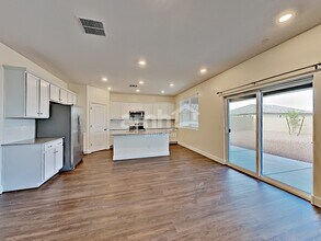 5920 W Columbine Dr in Glendale, AZ - Building Photo - Building Photo