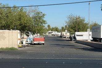 Pair-a-Dice Mobile Home Park in North Las Vegas, NV - Building Photo - Building Photo