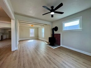 5 Rideout St in Samoa, CA - Building Photo - Building Photo