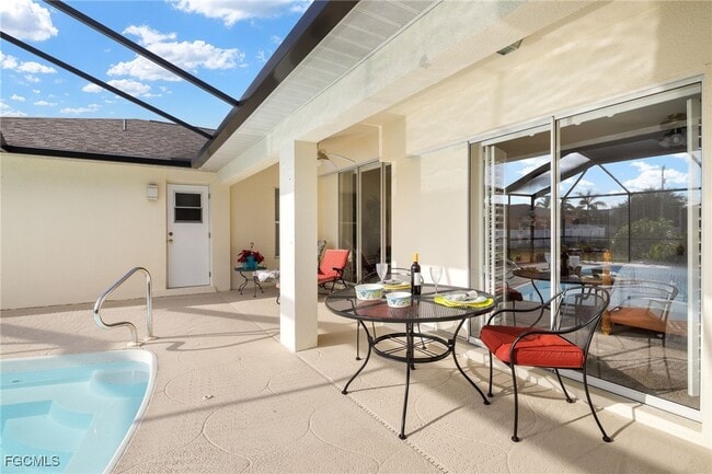 property at 2305 SW 19th Pl