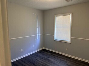 8319 Glenwoods Terrace in Riverdale, GA - Building Photo - Building Photo