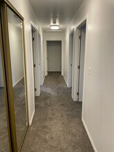 1056 Edgewater Ln in Moses Lake, WA - Building Photo - Building Photo