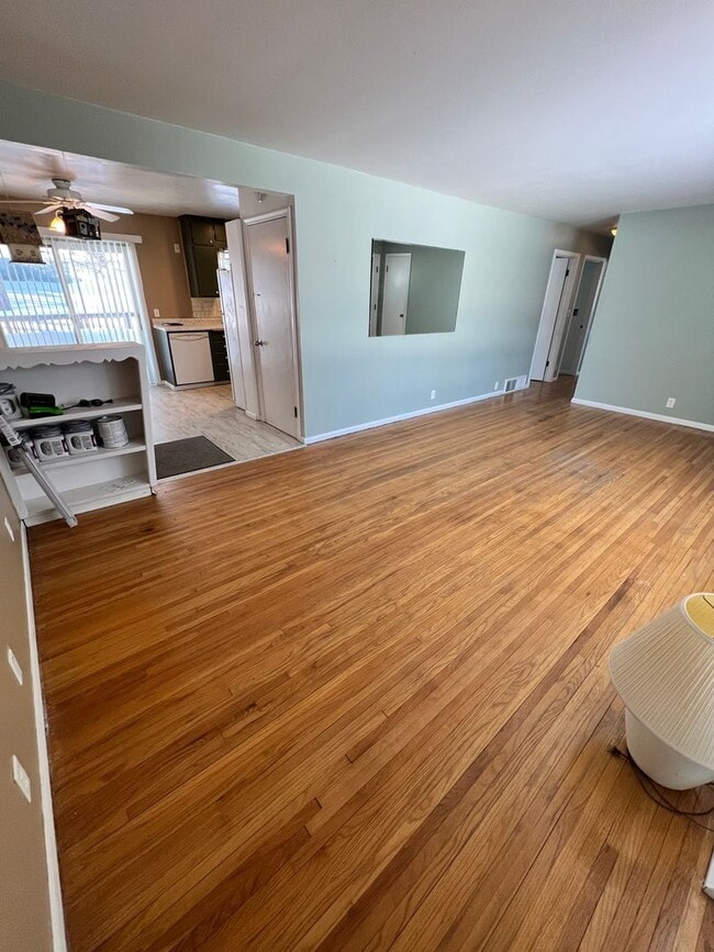 140 E Niagara St in Duluth, MN - Building Photo - Building Photo