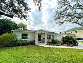 273 Catalan Blvd NE in St. Petersburg, FL - Building Photo - Building Photo