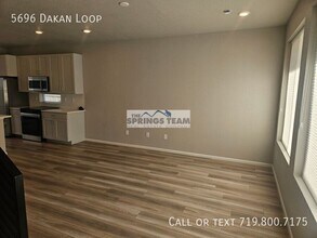 5696 Dakan Lp in Colorado Springs, CO - Building Photo - Building Photo