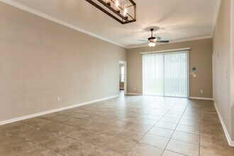 2643 Salt Lake Dr in Jacksonville, FL - Building Photo - Building Photo