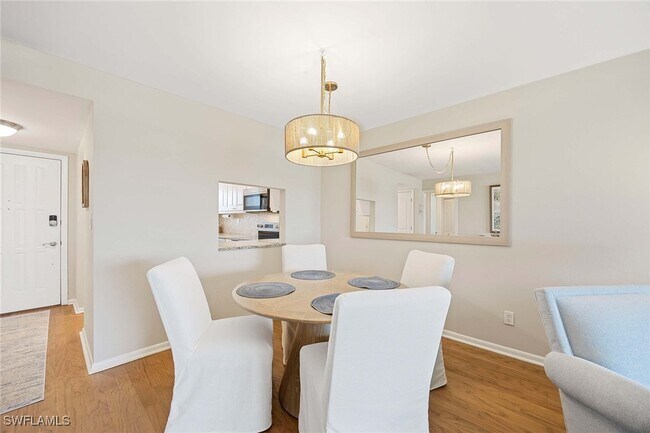 45 High Point Cir S in Naples, FL - Building Photo - Building Photo