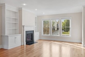 1 Saw Mill Cir in Manchester by the Sea, MA - Building Photo - Building Photo